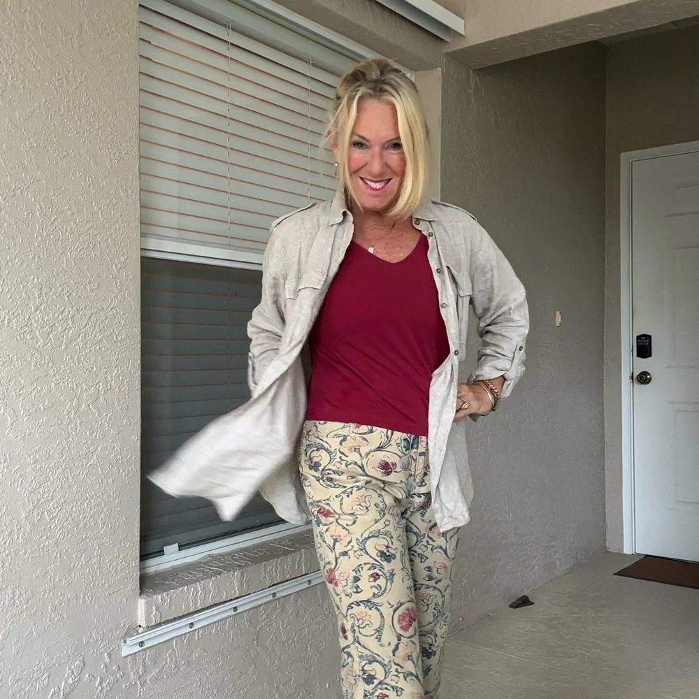VTG Lauren Ralph Lauren Floral Cropped Pants - Blue and Maroon - Picture 2 of 9